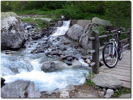 Brücke über den Baltschiederbach