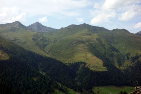 Blick auf die Abfahrt vom Chörbschhorn zur Stafelalp