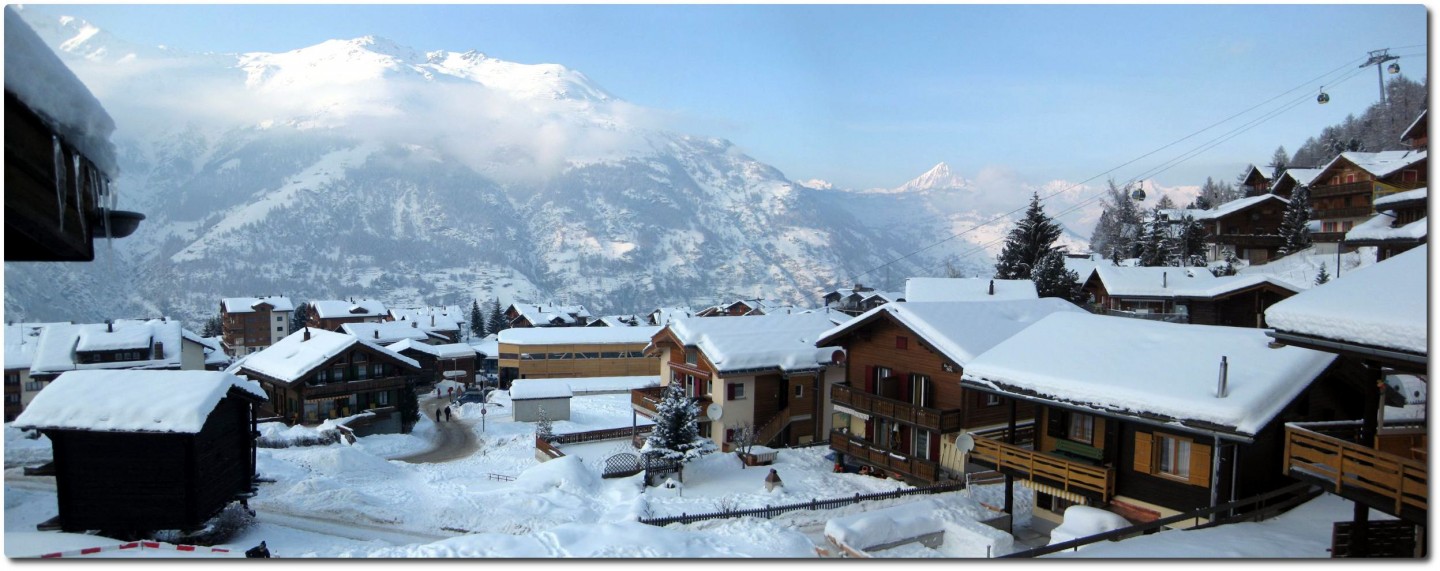 Blick vom Chalet Edith auf die neue Gondelbahn