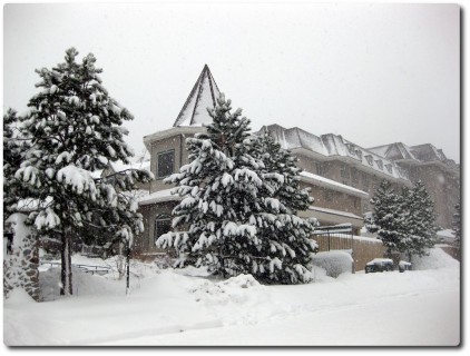 Embassy Suites am Lake Tahoe im Schneesturm