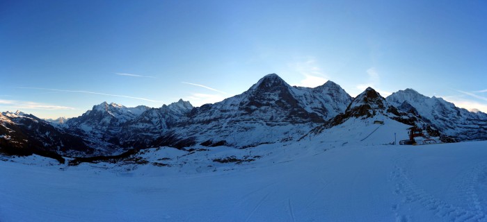 Eiger - Mönch - Jungfrau im Morgenschatten