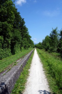 Emmenuferweg vor Bätterkinden