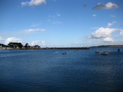 Hafen Perros-Guirec - Flut