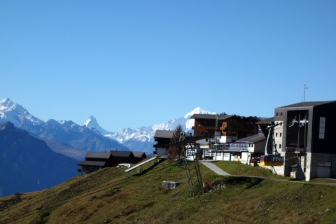 Bergstation Fiescheralp und Matterhorn