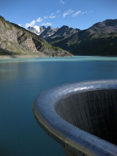 Lac de Moiry und Überlaufschacht