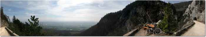 Panorama über dem Lochbach in Richtung Mittelland