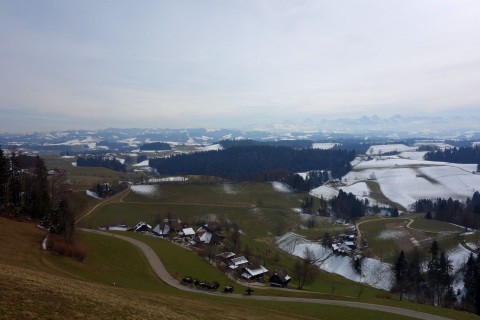 Blick von der Lueg in Richtung Alpen