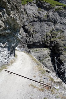 Felsenweg am rechten Mauvoisin - Ufer