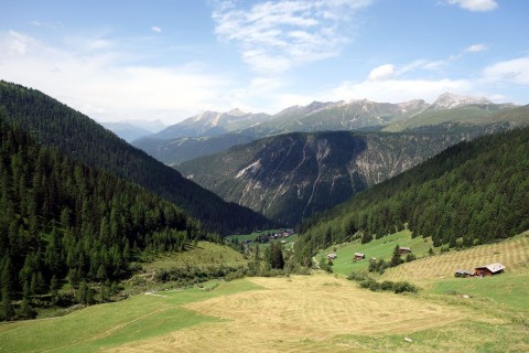 Blick Oberalp auf Monstein