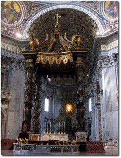 Petersdom - Baldachin und Altar