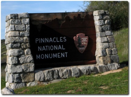 Pinnacles National Monument - Schild