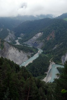 Blick in die Rheinschlucht bei Conn