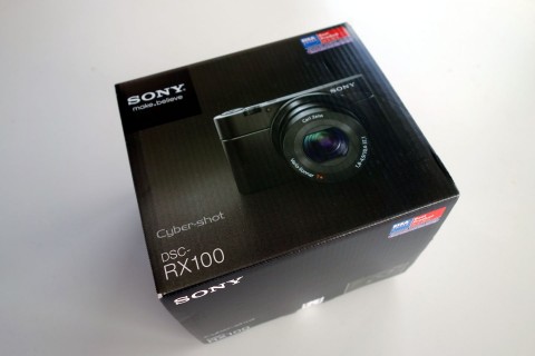 Sony DSC-RX100 Box