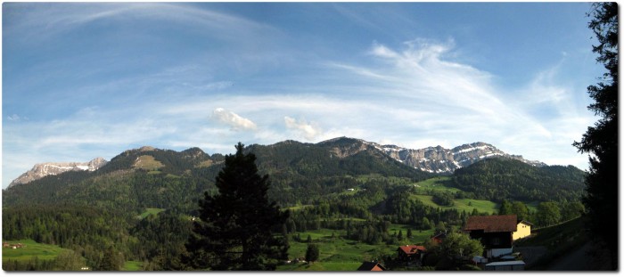 Panorama von Schwarzenberg auf den Pilatus und die Stäfeliflue