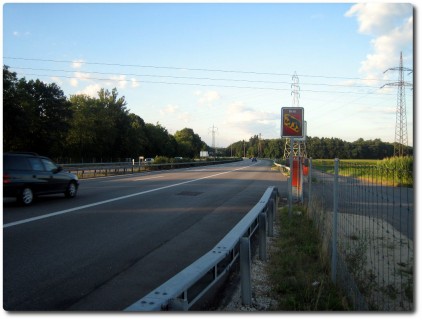 Grenzschild BE - SO auf der A1