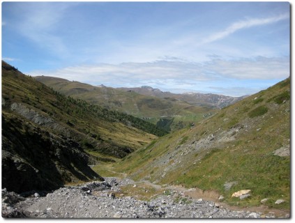 Traumtrail das Val Pila runter und Aussichten auf Mottolino von Hinten