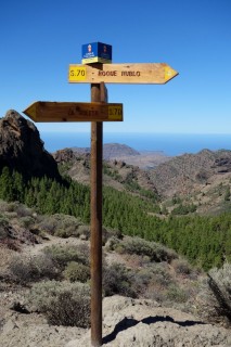 Wegweiser zum Roque Nublo